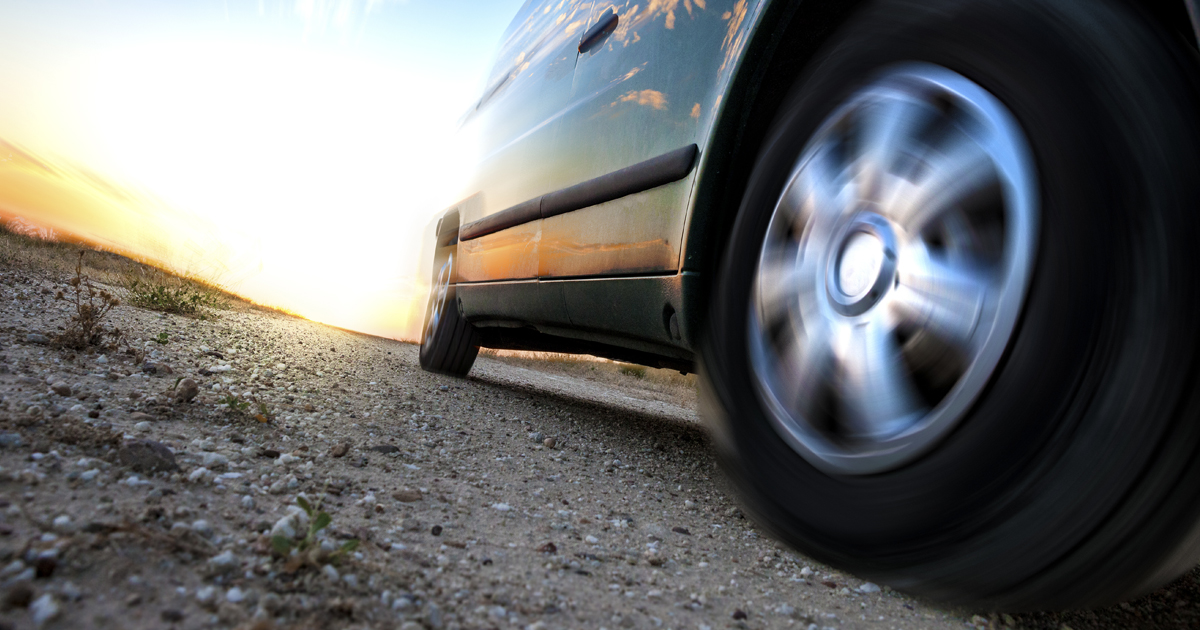 Différence entre un pneu d'été et un pneu 4-saisons Quelle est la différence entre un pneu d'été et un pneu 4-saisons?